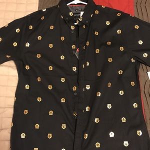 Lion Button up Lightly worn❤️